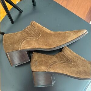 Frye brown suede bootie / shootie